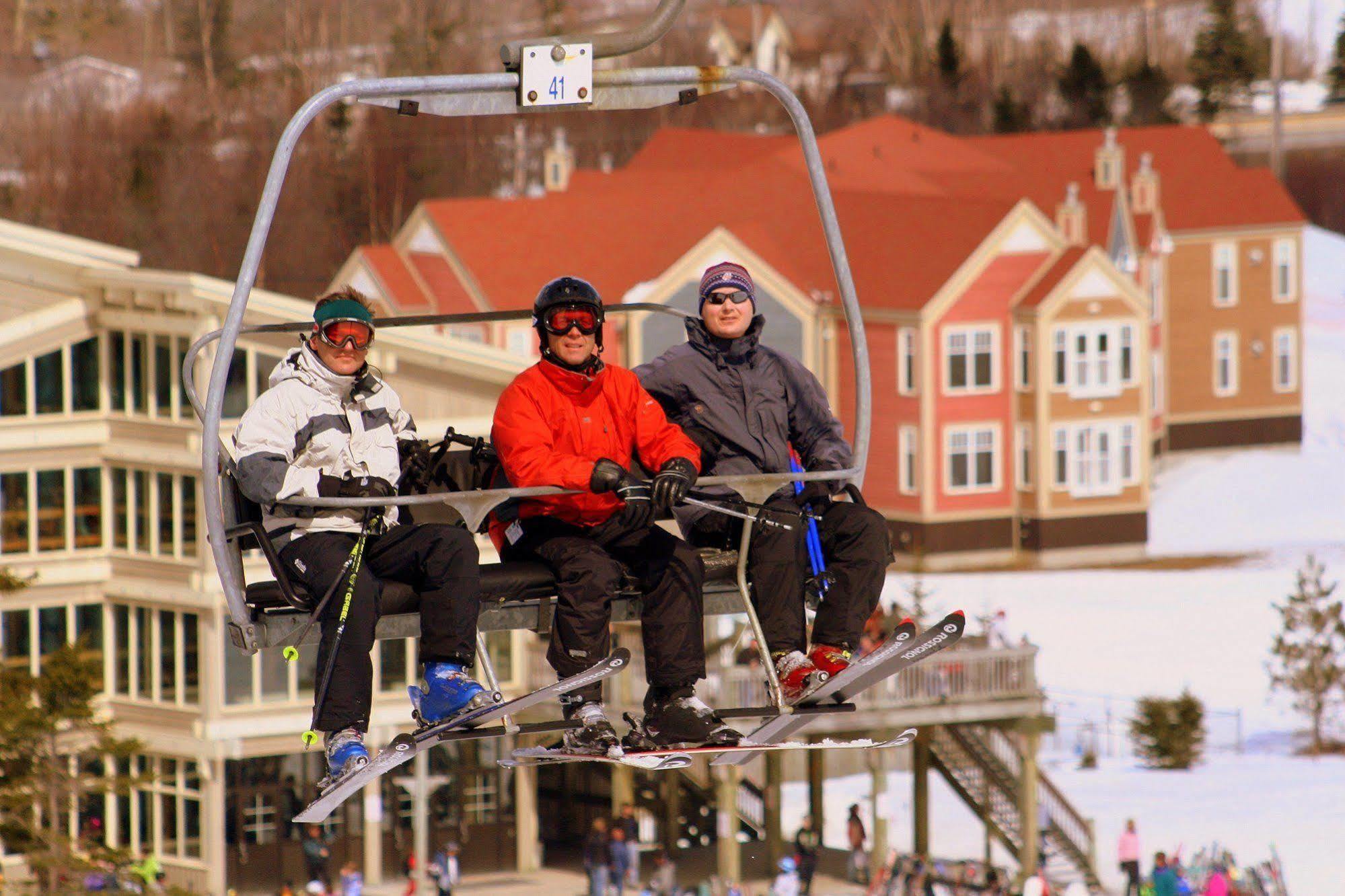 Marblewood Village Resort Steady Brook Exterior foto